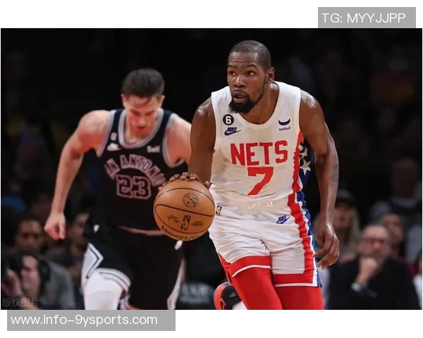 国际球员包揽首轮总得票前三东契奇字母哥约基奇引领风潮